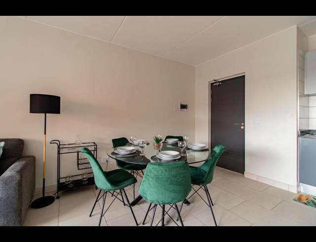 2 BEDROOM PROPERTY TO RENT IN BEDFORD GARDENS